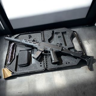 Aj takto môže vyzerať Scorpion EVO 3 S1. Keď sa skombinuje precízna česká konštrukcia so špičkovým príslušenstvom,...